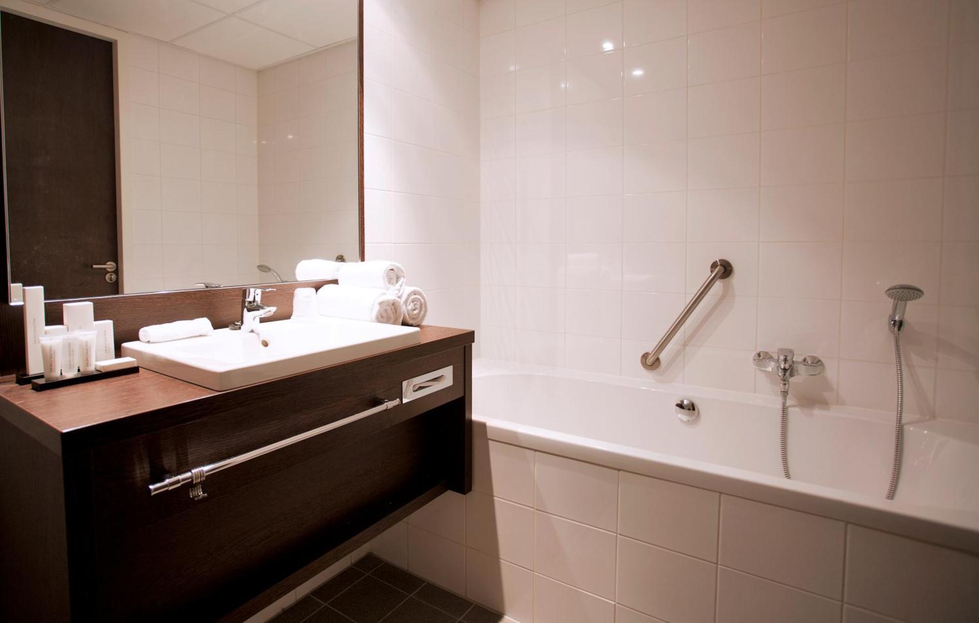 Hotel Hampshire - Centre 4*